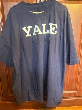 Source Unknown Navy Blue YALE Short-Sleeve Tee